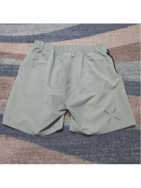 Ten Thousand The Foundation Training Board Short Men's M Green